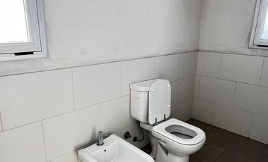 Casa en venta / alquiler, con pileta. Barrio Cerrado de Escobar, G.B.A. Zona Norte