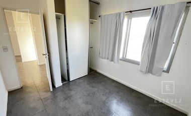 Casa en venta / alquiler, con pileta. Barrio Cerrado de Escobar, G.B.A. Zona Norte