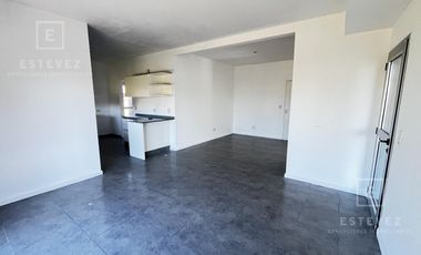 Casa en venta / alquiler, con pileta. Barrio Cerrado de Escobar, G.B.A. Zona Norte