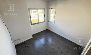 Casa en venta / alquiler, con pileta. Barrio Cerrado de Escobar, G.B.A. Zona Norte