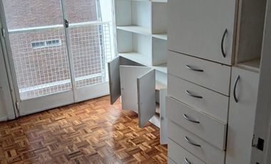 Departamento en Belgrano 4 ambientes con cochera fija
