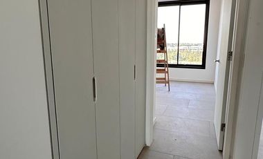 Venta Departamento 3 Amb Al Lago con Terraza en Oceana Nordelta Tigre