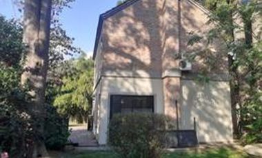 Casa en Barrio Casuarinas