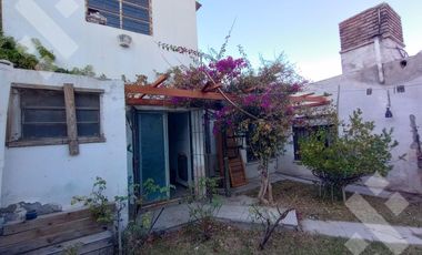 Venta Casa 3 dormitorios, Centro, Neuquen Capital