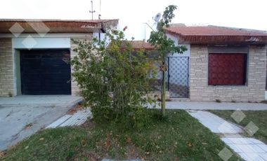 Venta Casa 3 dormitorios, Centro, Neuquen Capital