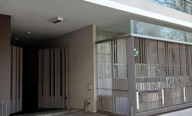 Excelente 2 ambientes muy amplio con cochera fija - Edificio Green Tower