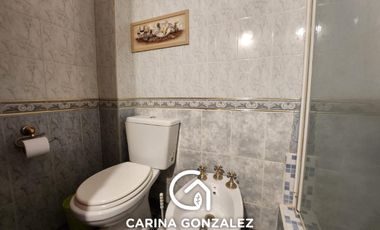 Casa 4 dormitorios 2 baños