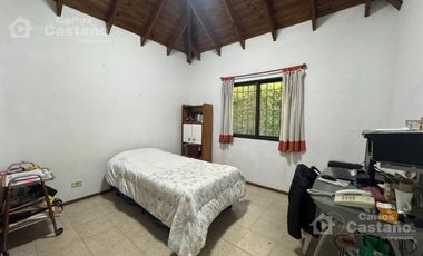Exc. Chalet en 1 Planta, 4 Amb. con Gran Parque y Piscina