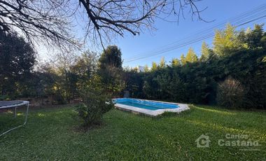 Exc. Chalet en 1 Planta, 4 Amb. con Gran Parque y Piscina