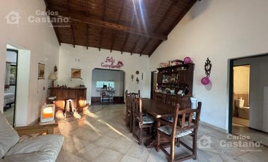 Exc. Chalet en 1 Planta, 4 Amb. con Gran Parque y Piscina