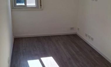 Alquiler Departamento 2 Ambientes en  Retiro