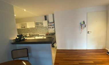 Departamento de 2 ambientes acerca de Av. del libertador .