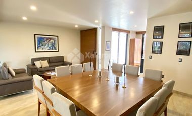 CASA EN VENTA AMUEBLADA