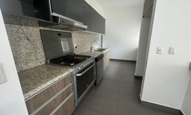 CASA EN RENTA EN ALTOZANO CON OPCIÓN A CUARTA RECÁMARA