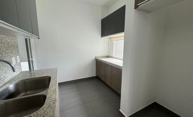 CASA EN RENTA EN ALTOZANO CON OPCIÓN A CUARTA RECÁMARA
