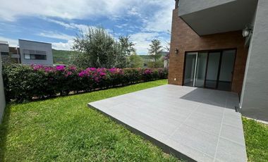 CASA EN RENTA EN ALTOZANO CON OPCIÓN A CUARTA RECÁMARA