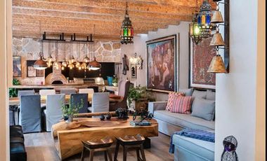 Casa en venta con jardín en Jardines del Pedregal