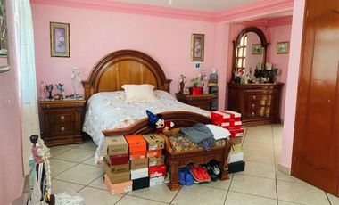 SELENE, CASA CON JARDÍN, EN VENTA