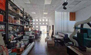 EDIFICIO DE OFICINAS EN BALCONES DEL VALLE.