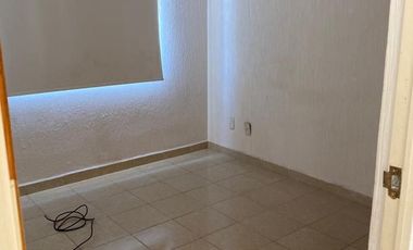 CASA EN VENTA EN FRACC. LA CANTERA