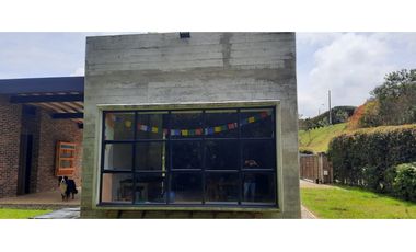 Copia de Venta de moderna y espectacular CASA CAMPESTRE en Santa Elena.