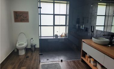 Copia de Venta de moderna y espectacular CASA CAMPESTRE en Santa Elena.