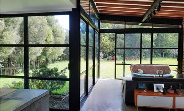 Copia de Venta de moderna y espectacular CASA CAMPESTRE en Santa Elena.