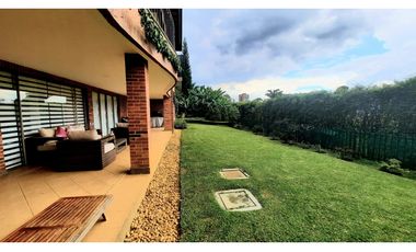 Copia de Venta de hermosa y amplia CASA en el POBLADO, espacios amplios.