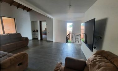 Copia de VENTA CASA CON PRECIO DE OPORTUNIDAD EN EL POBLADO, SECTOR LOS BALSOS.