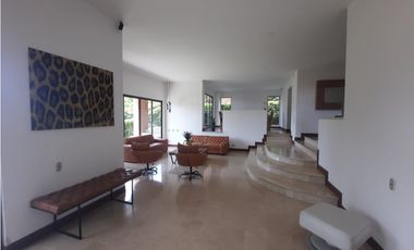 Copia de VENTA CASA CON PRECIO DE OPORTUNIDAD EN EL POBLADO, SECTOR LOS BALSOS.