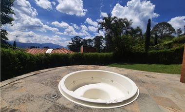 Copia de VENTA CASA CON PRECIO DE OPORTUNIDAD EN EL POBLADO, SECTOR LOS BALSOS.