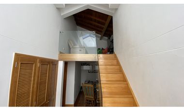 Copia de VENTA DE AMPLIA CASA CON TERRAZA Y JARDIN EN EL POBLADO, LOS BALSOS.