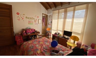 Copia de VENTA DE AMPLIA CASA CON TERRAZA Y JARDIN EN EL POBLADO, LOS BALSOS.