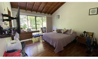Copia de VENTA DE AMPLIA CASA CON TERRAZA Y JARDIN EN EL POBLADO, LOS BALSOS.
