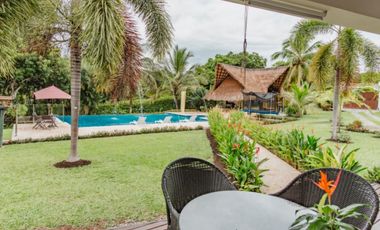 VENTA de moderna FINCA en San Jerónimo, sector El Hato. Unidad cerrada