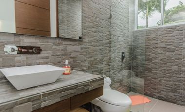 VENTA de moderna FINCA en San Jerónimo, sector El Hato. Unidad cerrada