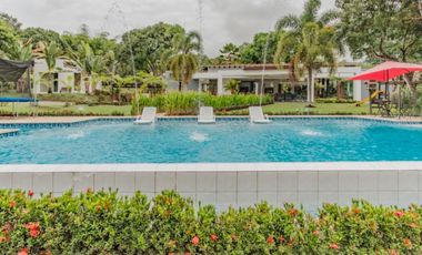 VENTA de moderna FINCA en San Jerónimo, sector El Hato. Unidad cerrada