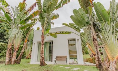 VENTA de moderna FINCA en San Jerónimo, sector El Hato. Unidad cerrada