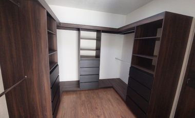 Casa en Venta en Altozano Fraccionamiento privado con áreas verdes