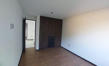 Casa en Venta en Altozano Fraccionamiento privado con áreas verdes