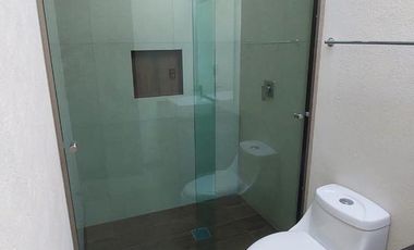 Casa en Venta en Altozano Fraccionamiento privado con áreas verdes