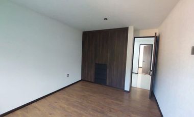 Casa en Venta en Altozano Fraccionamiento privado con áreas verdes