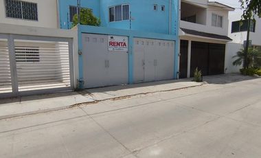 Casa en Fraccionamiento El Condado Plus