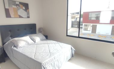 VENTA CASA  MITAD DEL MUNDO DENTRO DE CONJUNTO