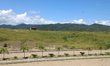 EN venta Terreno en  MAnta  urbanización COSTA DEL ESTE