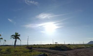 EN venta Terreno en  MAnta  urbanización COSTA DEL ESTE