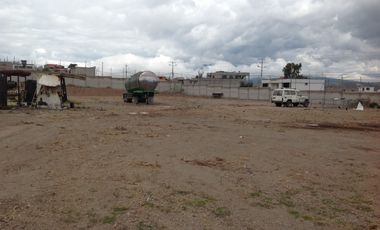 Renta terreno de 20.835m2 con cerramiento y oficina en la Mitad del Mundo