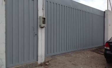 Renta terreno de 20.835m2 con cerramiento y oficina en la Mitad del Mundo