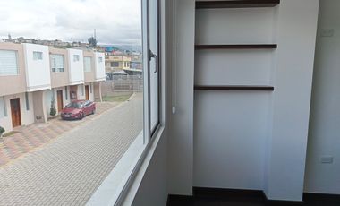 ¡¡¡CASA EN VENTA POR ESTRENAR SUR DE AMBATO!!!