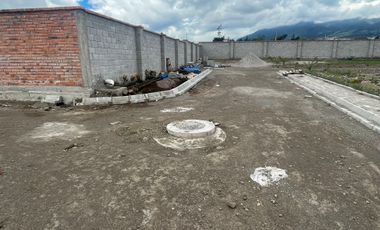 Venta de terrenos desde 300m2 urbanización exclusiva en Atuntaqui